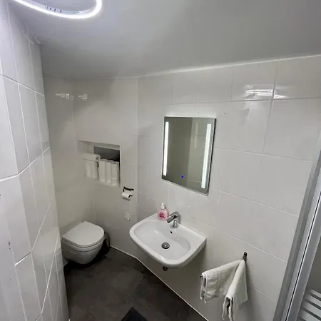 Gemuetliches Ferienhaeuschen Neumünster